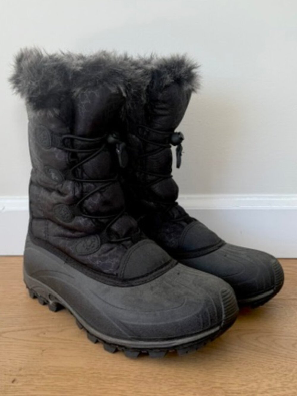 Kamik Women’s Size 9 Black Thinsulate Insulated Winter Snow Boots